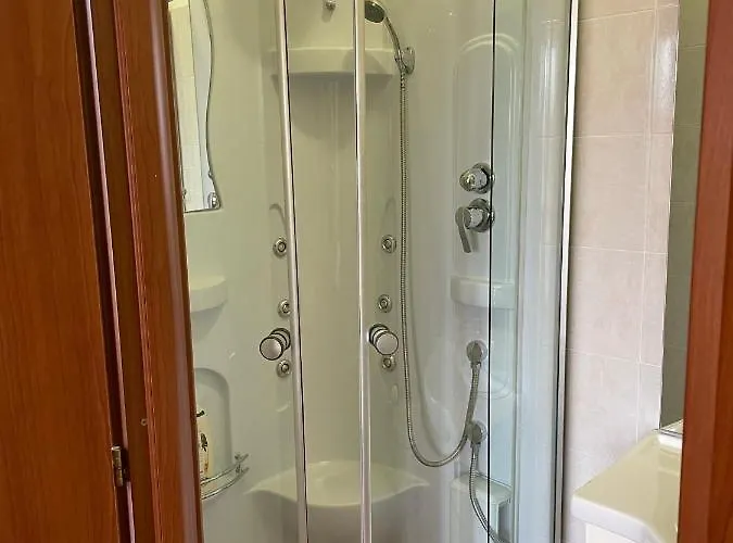 Sarien Oda ve Kahvaltı